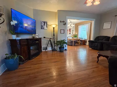 Living - 142 W 400 N, Logan, UT 84321 photo 4 of 5