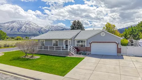 Exterior - 1288 E 420 S, Payson, UT 84651 photo 1 of 7
