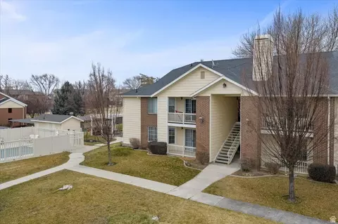 2095 S Main St #13, Bountiful, UT 84010