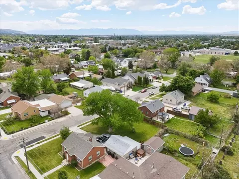 385 E Randall Way S #2, Centerville, UT 84014 photo 14