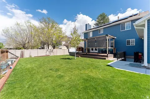 Exterior - 1013 N Main St, Orem, UT 84057 photo 4 of 7