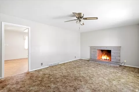 Living - 1677 S 75 E, Bountiful, UT 84010 photo 3 of 4