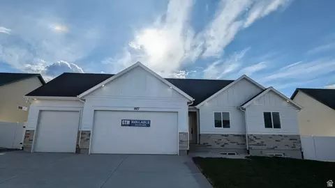 1877 N Mantle Way #402, Tooele, UT 84074