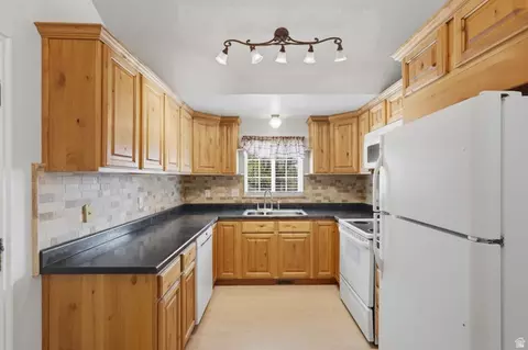 Kitchen - 1183 E 2300 N, Layton, UT 84040 photo 2 of 4