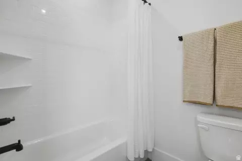 Bath - 583 E 1225 N #126, Orem, UT 84097 photo 7 of 7
