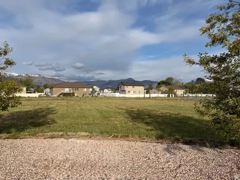 2972 N 3475 W #4, Plain City, UT 84404