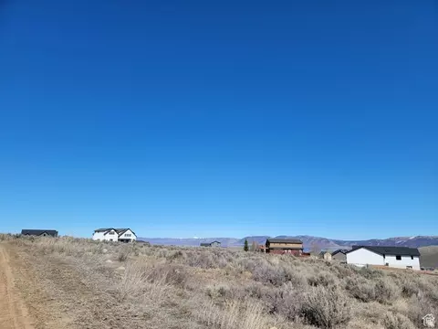 3500 S Long Cir, Garden City, UT 84028