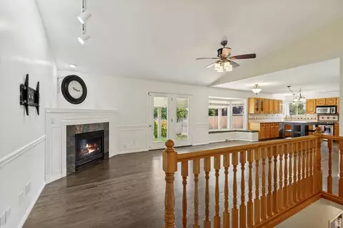 1936 W Guard Ct S, West Jordan, UT 84088