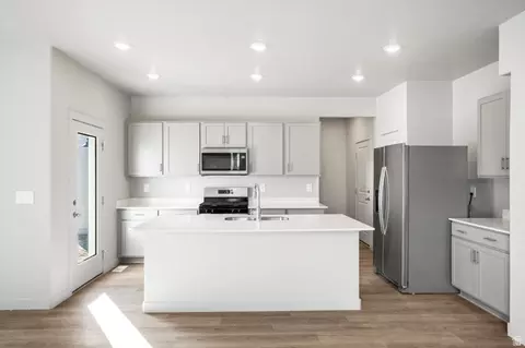Kitchen - 3400 N Browning St #1510, Eagle Mountain, UT 84005 photo 2 of 4