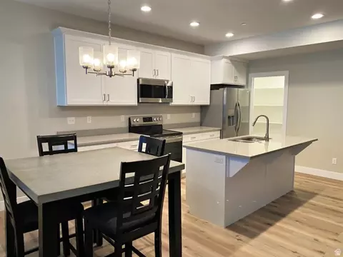 Kitchen - 13478 S Fallow Creek Ln E, Draper, UT 84020 photo 2 of 3