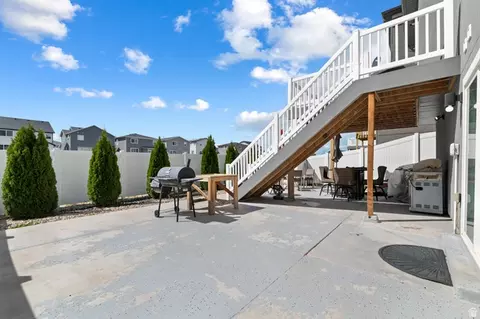 Exterior - 4236 E Bonne Vista Dr, Eagle Mountain, UT 84005 photo 7 of 7