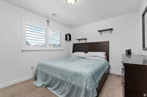 Bedroom - 4236 E Bonne Vista Dr, Eagle Mountain, UT 84005 photo 3 of 7