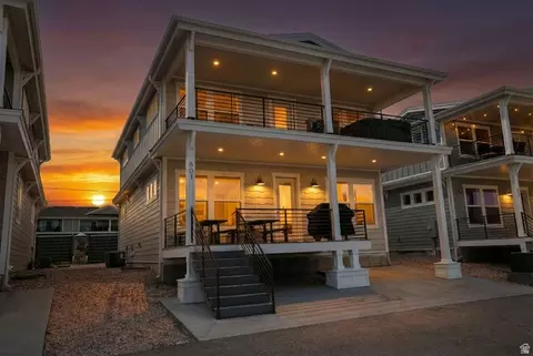 601 S Amber Ln, Garden City, UT 84028