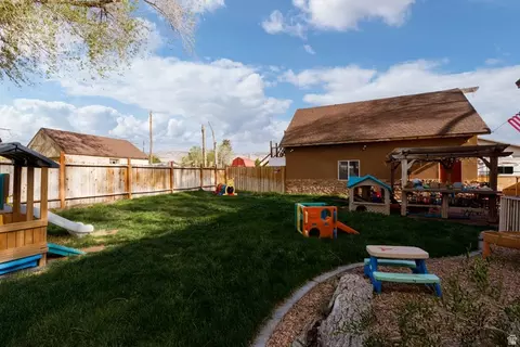 Exterior - 195 E 400 N, Richfield, UT 84701 photo 20 of 25