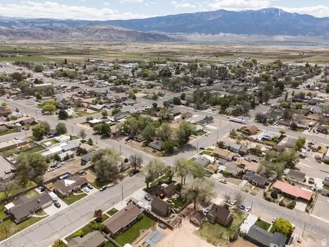 View/Area - 195 E 400 N, Richfield, UT 84701 photo 5 of 9