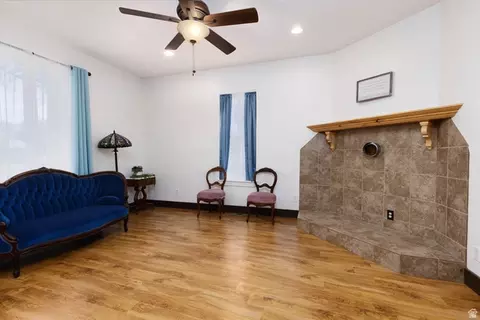 Living - 195 E 400 N, Richfield, UT 84701 photo 3 of 3