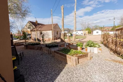 Exterior - 195 E 400 N, Richfield, UT 84701 photo 7 of 25