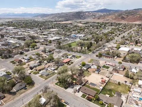 View/Area - 195 E 400 N, Richfield, UT 84701 photo 3 of 9