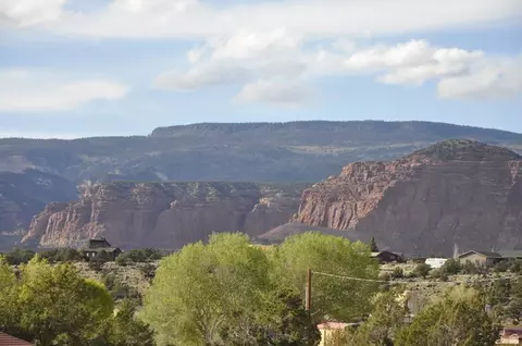 175 S Highway 12 St E, Torrey, UT 84775
