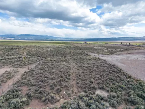 1400 E Highline Rd #1, Loa, UT 84747 photo 13