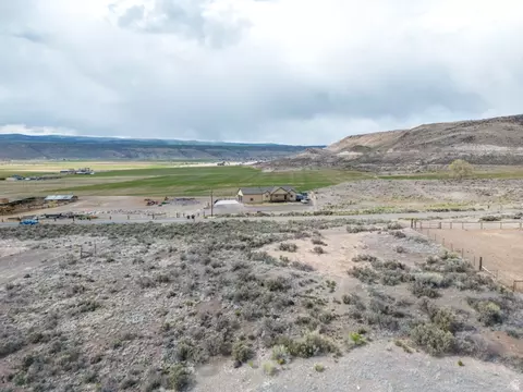 1400 E Highline Rd #1, Loa, UT 84747 photo 15