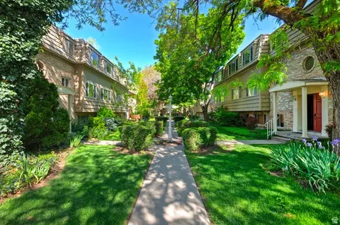 2220 E Murray Holladay Rd #330, Salt Lake City, UT 84117