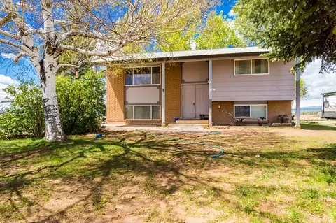 5759 N 11500 E, Lapoint, UT 84039