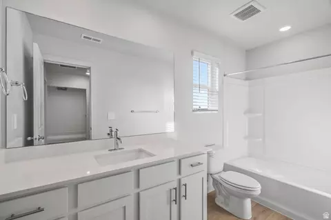 Bath - 3452 N Hannah St #1607, Eagle Mountain, UT 84005 photo 4 of 4