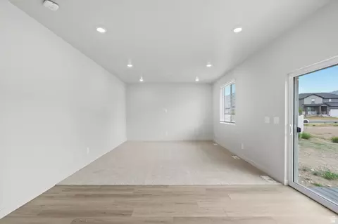 Living - 3452 N Hannah St #1607, Eagle Mountain, UT 84005 photo 5 of 6