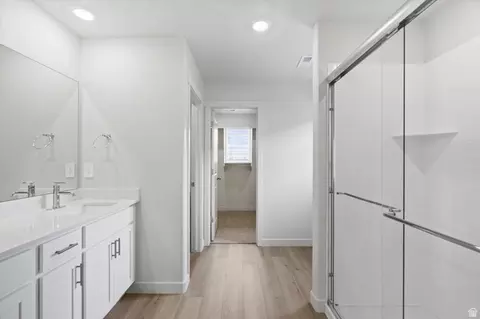 Bath - 3452 N Hannah St #1607, Eagle Mountain, UT 84005 photo 3 of 4