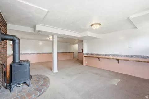 Living - 2470 Peach St, Perry, UT 84302 photo 5 of 6