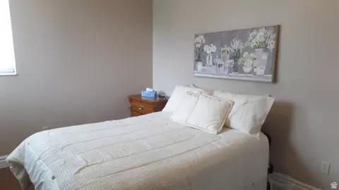 Bedroom - 496 E Spruce Glen Rd, Murray, UT 84107 photo 4 of 8