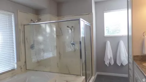 Bath - 496 E Spruce Glen Rd, Murray, UT 84107 photo 3 of 8