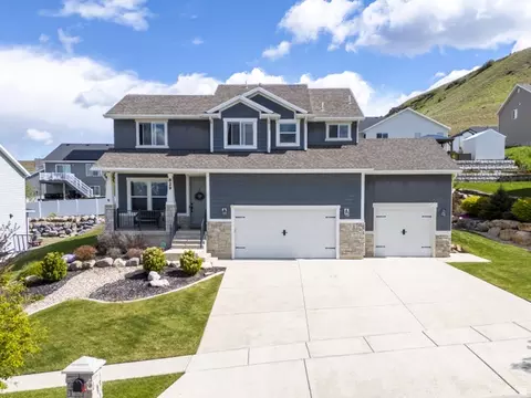 829 E 600 N, Hyde Park, UT 84318