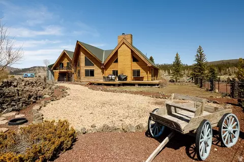 680 W Arrowhead Dr, Panguitch, UT 84759