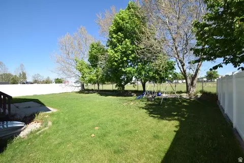 Exterior - 107 E 2100 S, Clearfield, UT 84015 photo 5 of 5