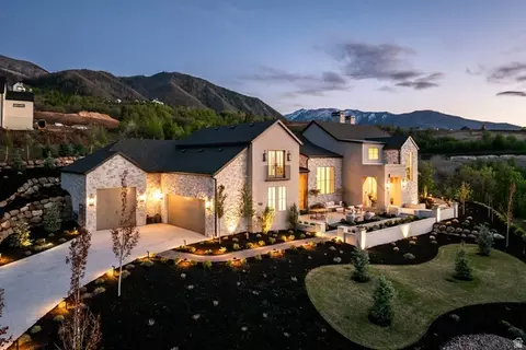 950 S Aspen Cir, Woodland Hills, UT 84653