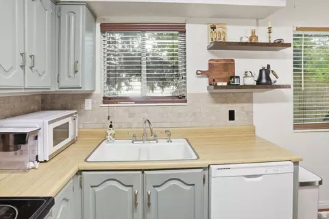 Kitchen - 131 E 500 S #11, Provo, UT 84606 photo 2 of 4