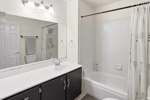 Bath - 131 E 500 S #11, Provo, UT 84606 photo 1 of 2