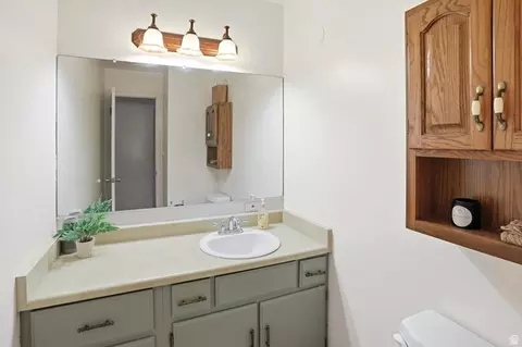 Bath - 131 E 500 S #11, Provo, UT 84606 photo 2 of 2