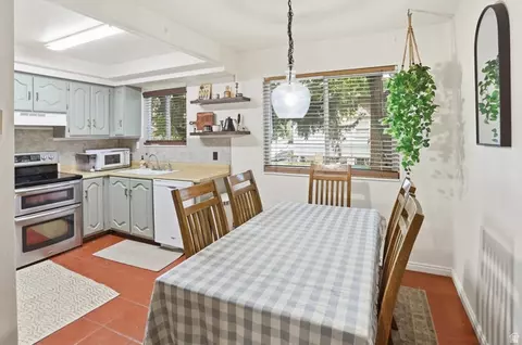 Dining - 131 E 500 S #11, Provo, UT 84606 photo 3 of 3