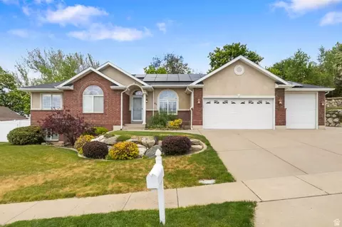 43 E Peachtree Dr N, Centerville, UT 84014