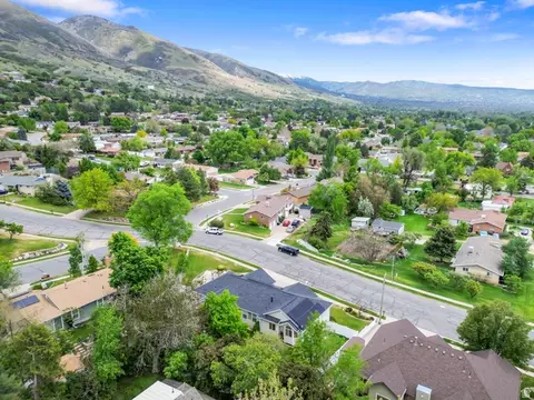 View/Area - 43 E Peachtree Dr N, Centerville, UT 84014 photo 4 of 7