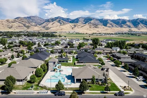 View/Area - 122 E 690 S, Smithfield, UT 84335 photo 1 of 1