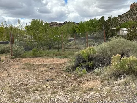685 W 325 N, Escalante, UT 84726