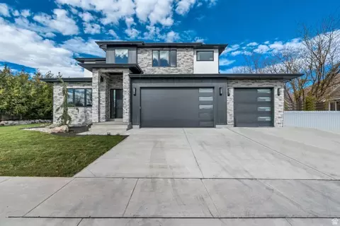 3168 W Chalk Crk, South Jordan, UT 84095