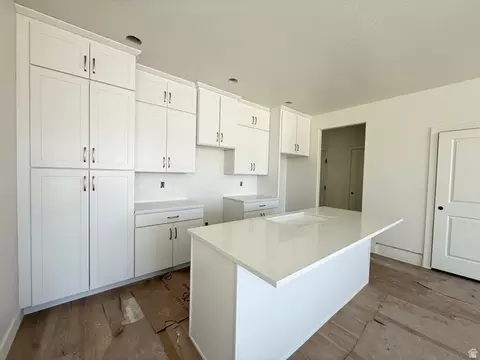 6893 W Gravel Cross Way S #290, West Jordan, UT 84081