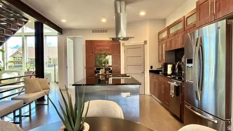 Kitchen - 14902 S Saddle Leaf Ct E, Draper, UT 84020 photo 1 of 6