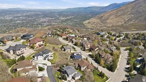 View/Area - 14902 S Saddle Leaf Ct E, Draper, UT 84020 photo 4 of 7