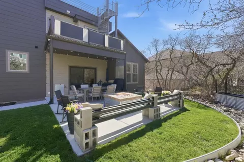 Exterior - 14902 S Saddle Leaf Ct E, Draper, UT 84020 photo 7 of 7